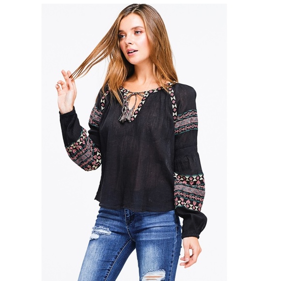 BOHO BEAUTIFUL!  Blouson Sleeve Embroidered Top - Picture 7 of 8